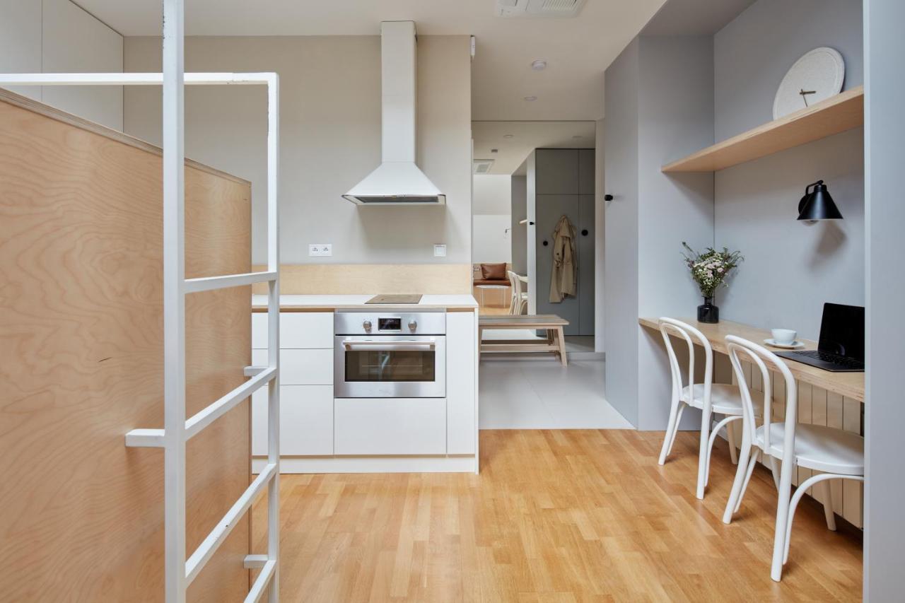 Sunlit Studio Near Wenceslas Square By Prague Days Apartment Bagian luar foto